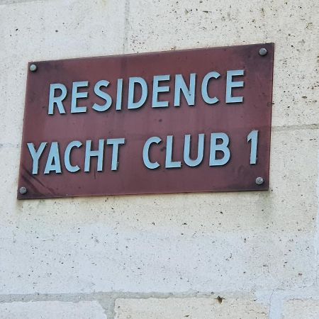 Le Yacht Club1 Apartment บลอนวิลล์-ซัวร์-แมร์ ภายนอก รูปภาพ