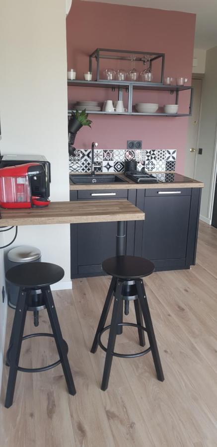 Le Yacht Club1 Apartment บลอนวิลล์-ซัวร์-แมร์ ภายนอก รูปภาพ