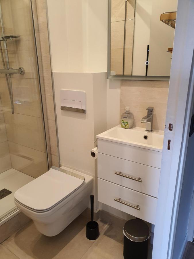 Le Yacht Club1 Apartment บลอนวิลล์-ซัวร์-แมร์ ภายนอก รูปภาพ